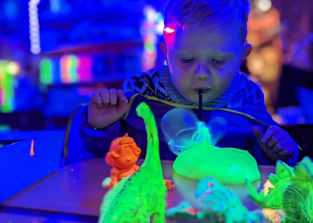 Toddler pottery painting session at art-ful Worthing